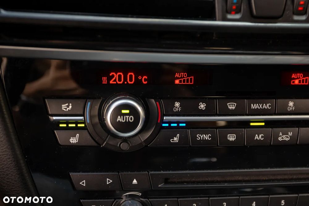 BMW X5 xDrive40d - 32