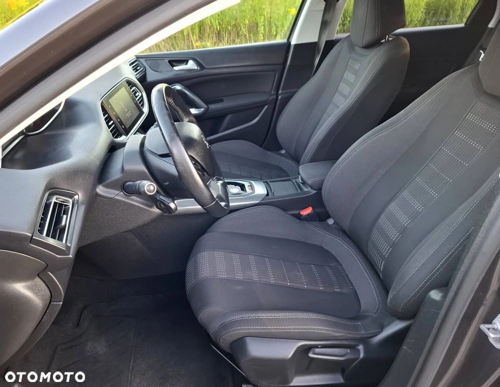 Peugeot 308 PureTech 130 EAT6 Stop & Start Allure - 4
