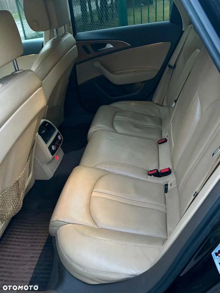 Audi A6 Avant - 14