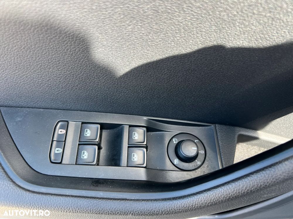 Skoda Superb 2.0 TDI DSG Ambition - 13