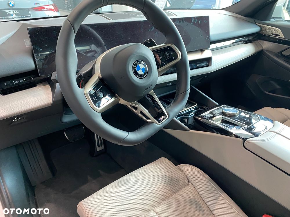 BMW Seria 5 520i mHEV M Sport - 5