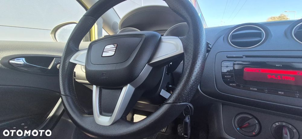 Seat Ibiza 1.4 16V Reference - 14