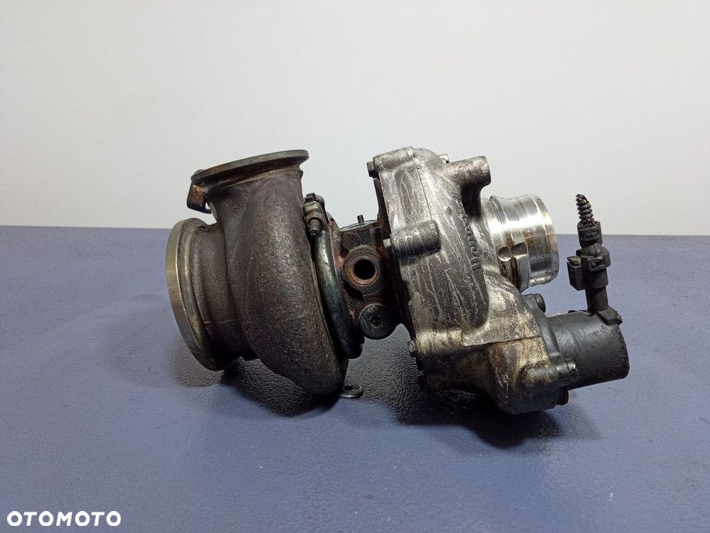 BMW X5 G05 4.4 V8 B44D TURBOSPRĘŻARKA 8681198 - 3