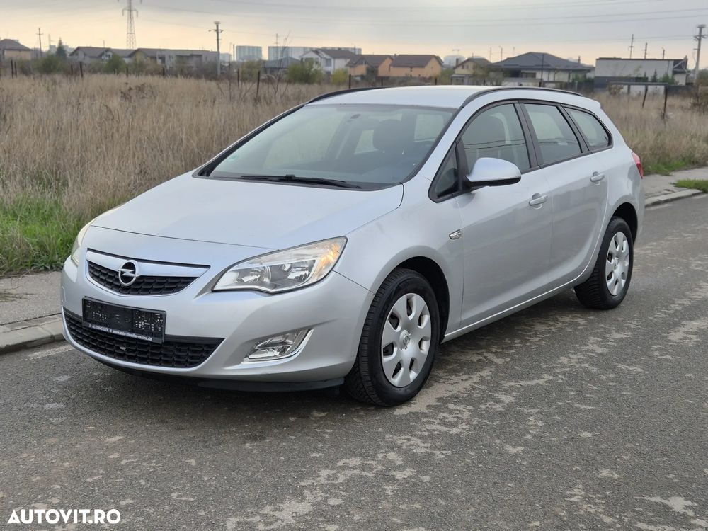 Opel Astra 1.7 CDTI DPF Design Edition - 1