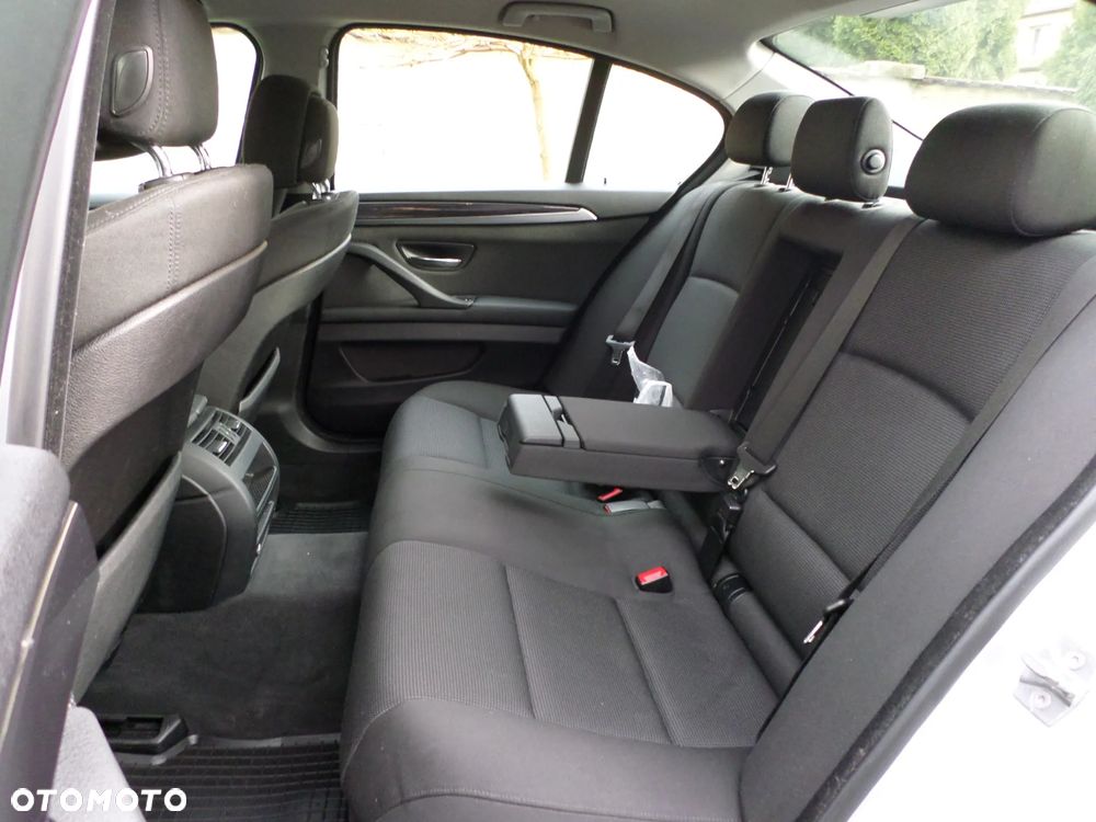BMW Seria 5 520d - 19