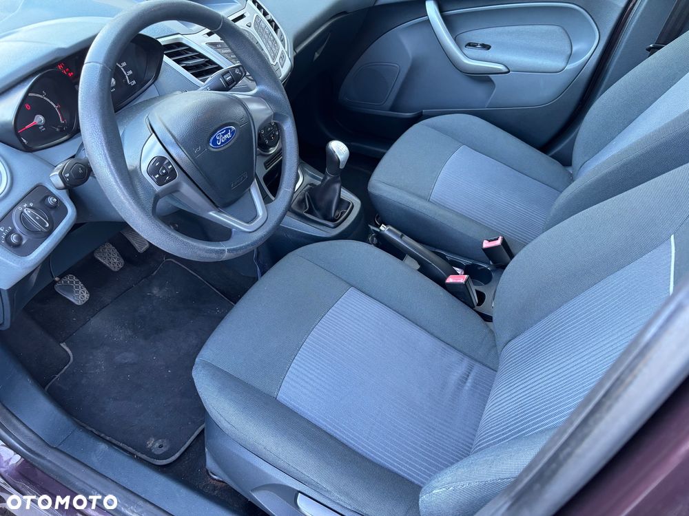 Ford Fiesta - 6