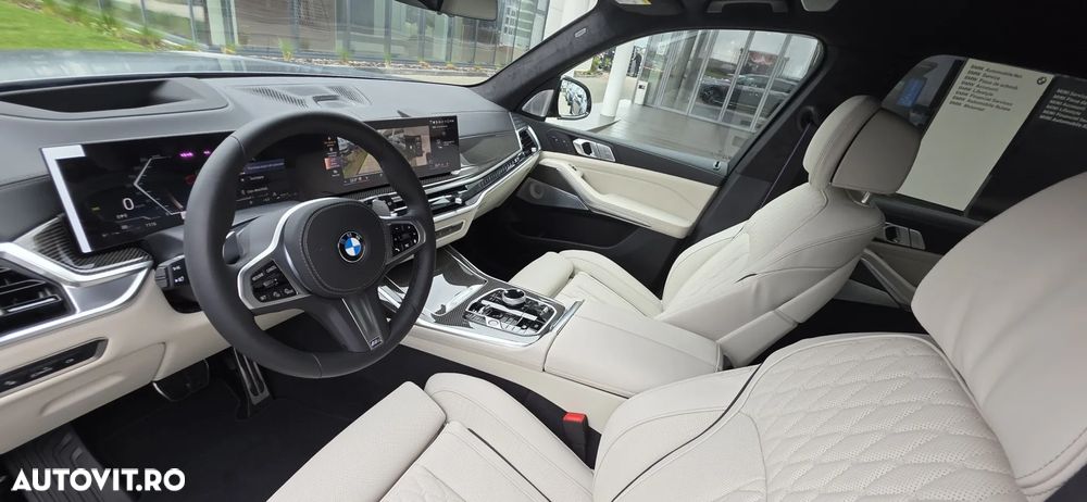BMW X7 - 7
