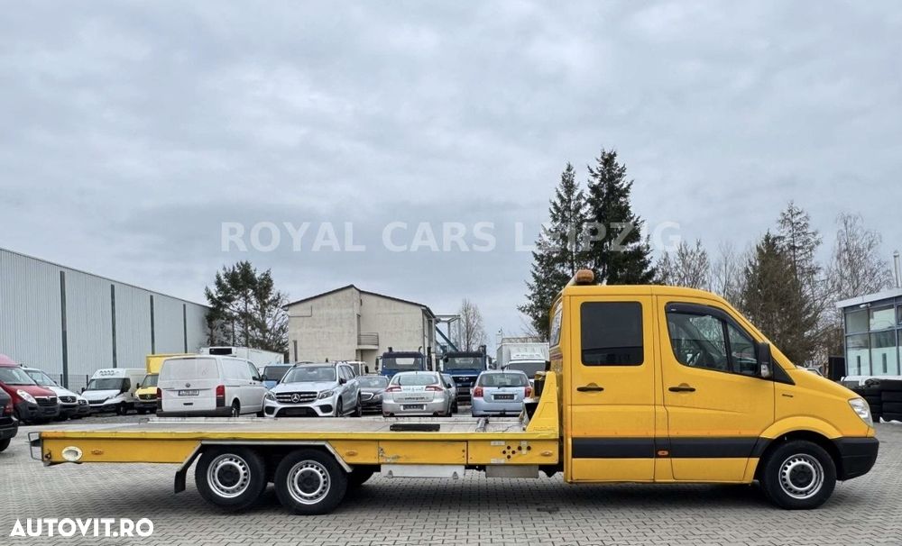 Mercedes-Benz Sprinter - 11