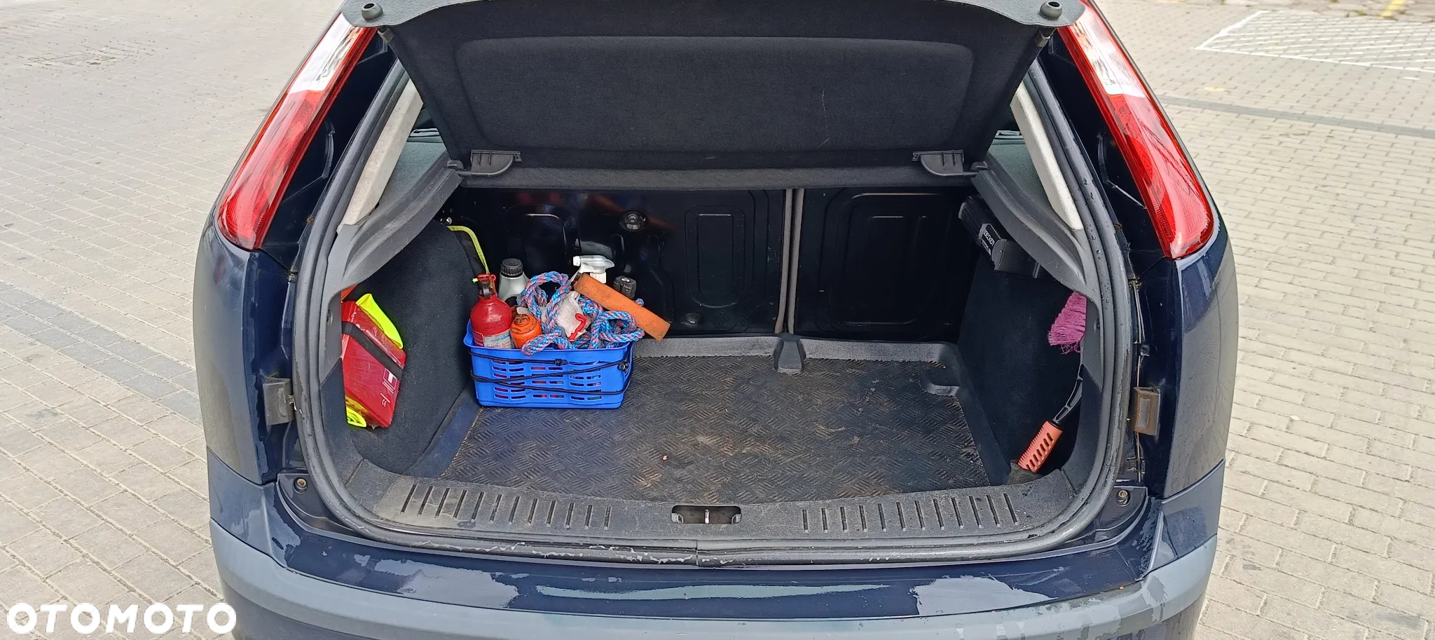 Ford Focus 1.8 TDCi Trend - 11