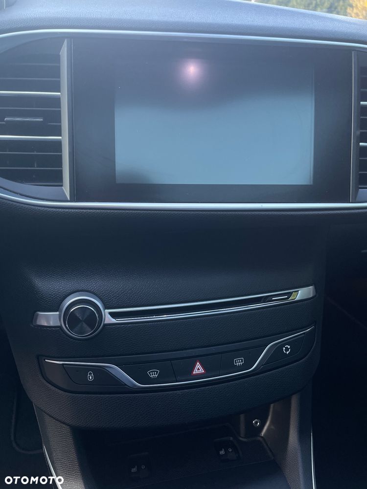 Peugeot 308 GTi by Sport - 12