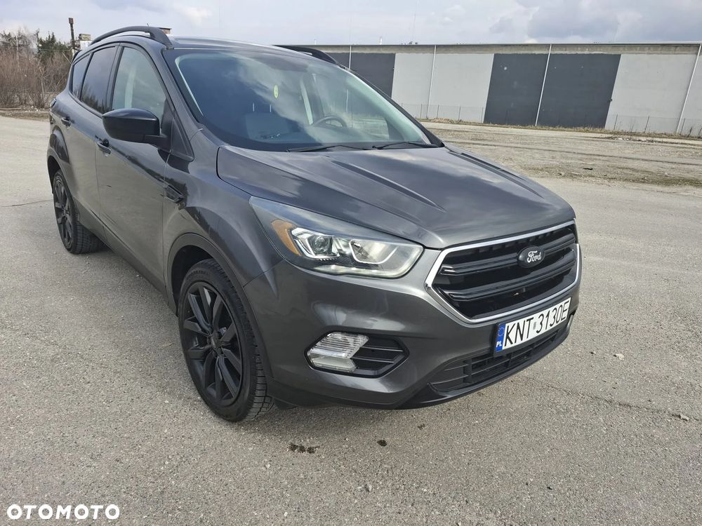 Ford Kuga - 8