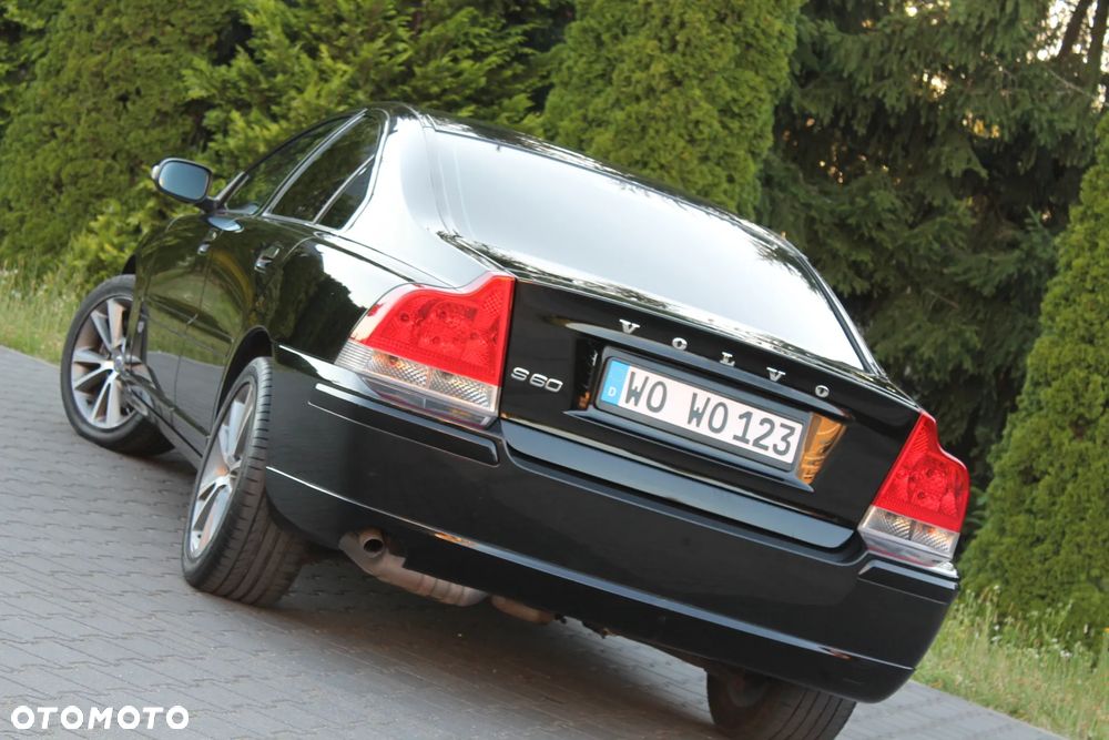 Volvo S60 2.4 Comfort - 14