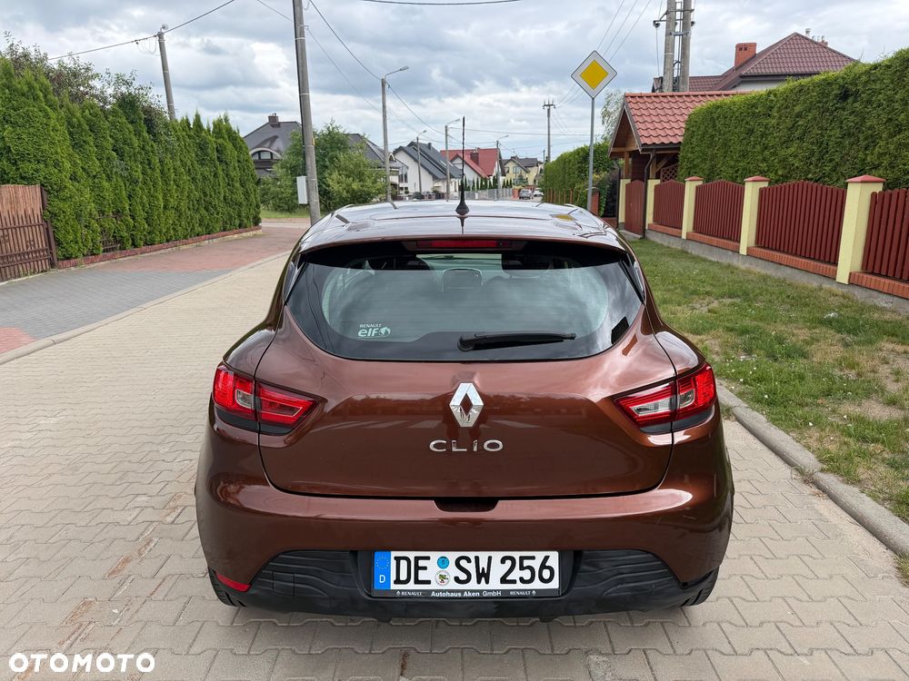 Renault Clio 1.2 16V 75 TomTom Edition - 18