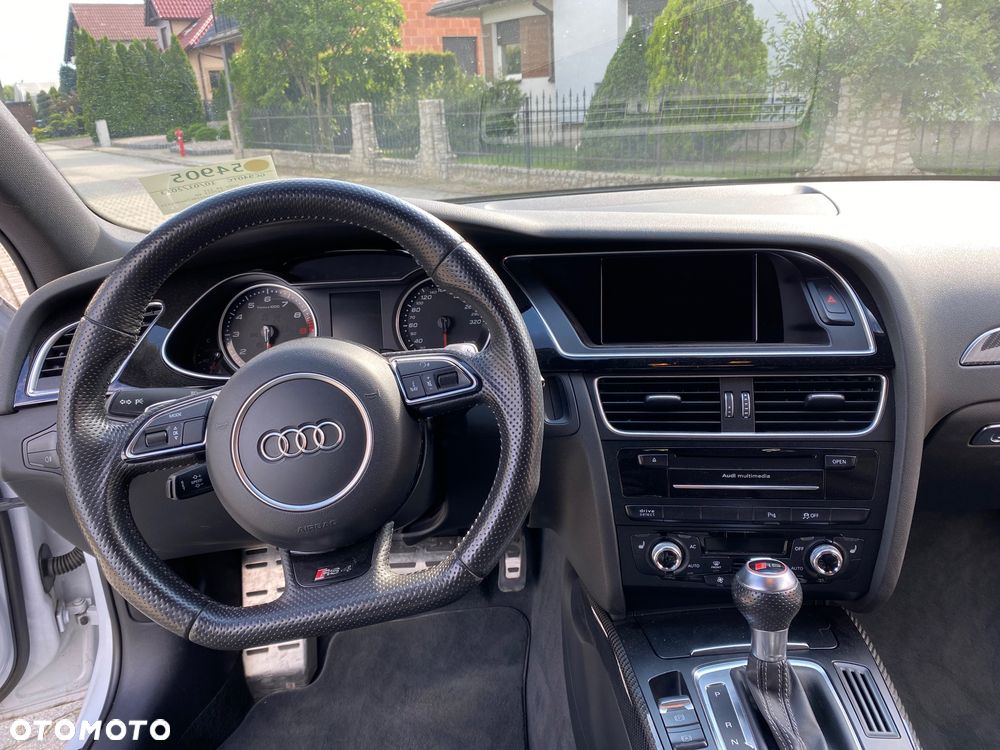 Audi RS4 Avant Avant S tronic - 20