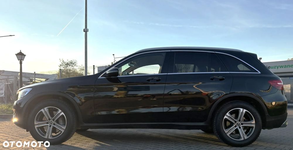 Mercedes-Benz GLC 220 d 4-Matic - 4