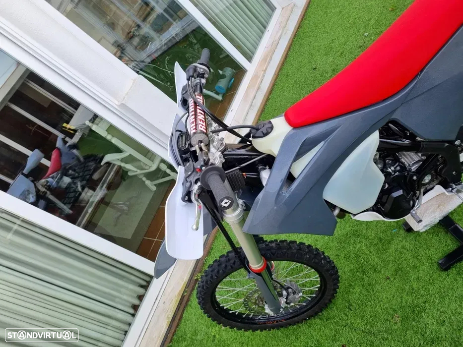 Husqvarna FE enduro - 2