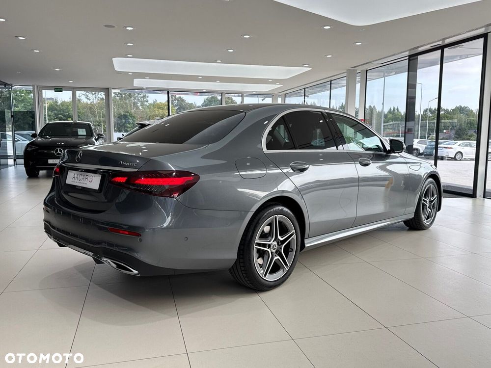 Mercedes-Benz Klasa E 220 d 4-Matic AMG/Avantgarde - 5