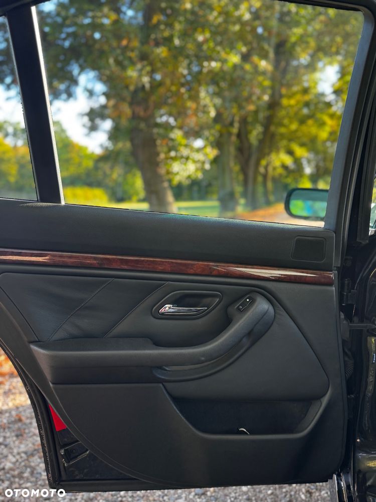 BMW Seria 5 - 8