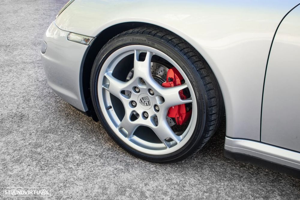 Porsche 911 Série F - 4