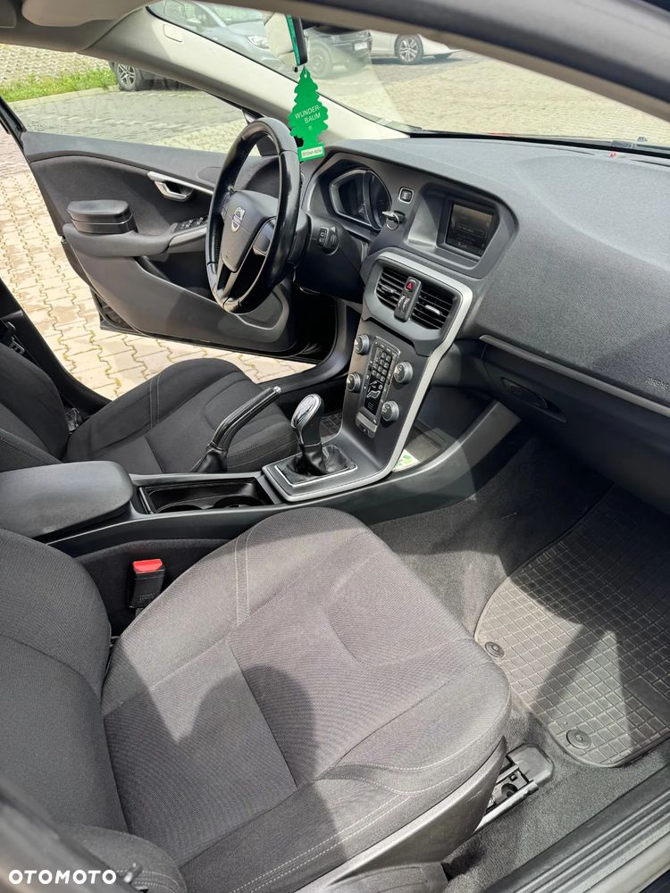 Volvo V40 D2 Kinetic - 11