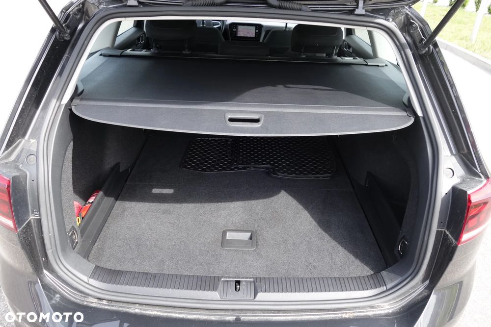 Volkswagen Passat 2.0 TDI EVO Business DSG - 13