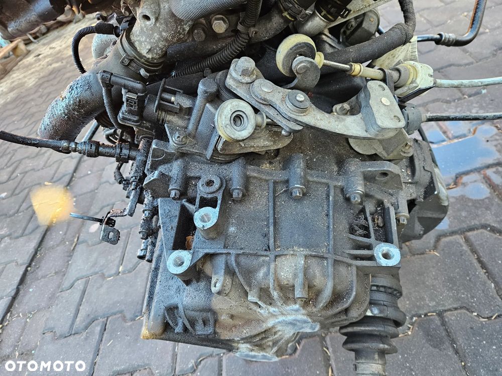 Opel Astra J 4 IV Meriva B 1.7 CDTI skrzynia biegów M32 - 1