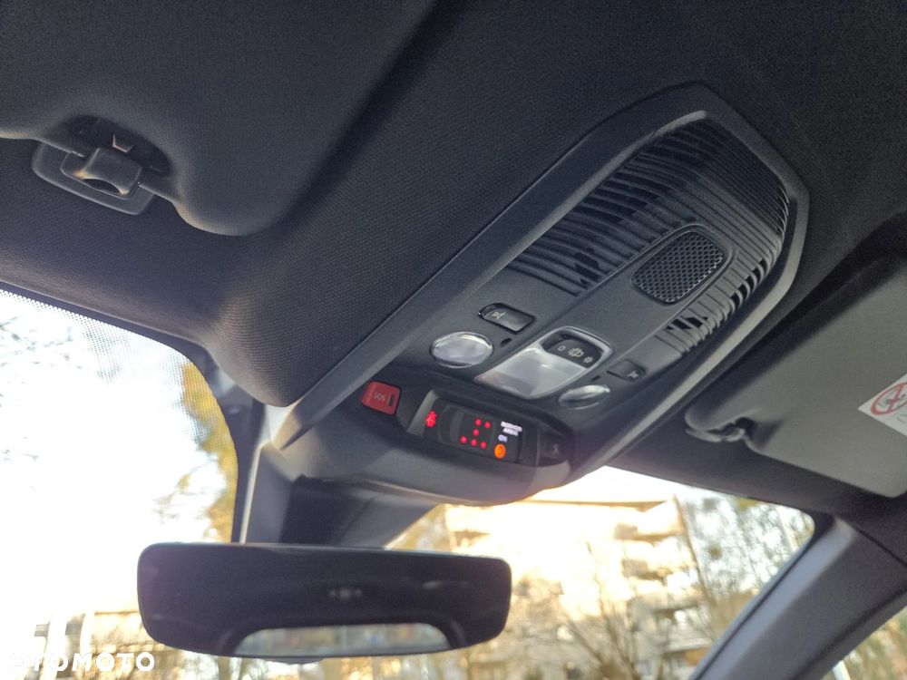 Peugeot 5008 BlueHDi 130 EAT8 GT - 17