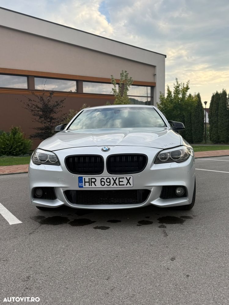 BMW Seria 5 530d xDrive Sport-Aut. - 9