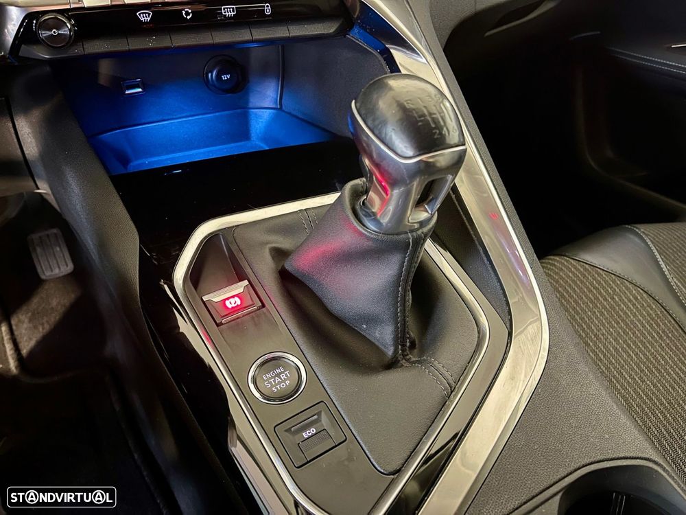 Peugeot 3008 1.5 BlueHDi Allure - 26