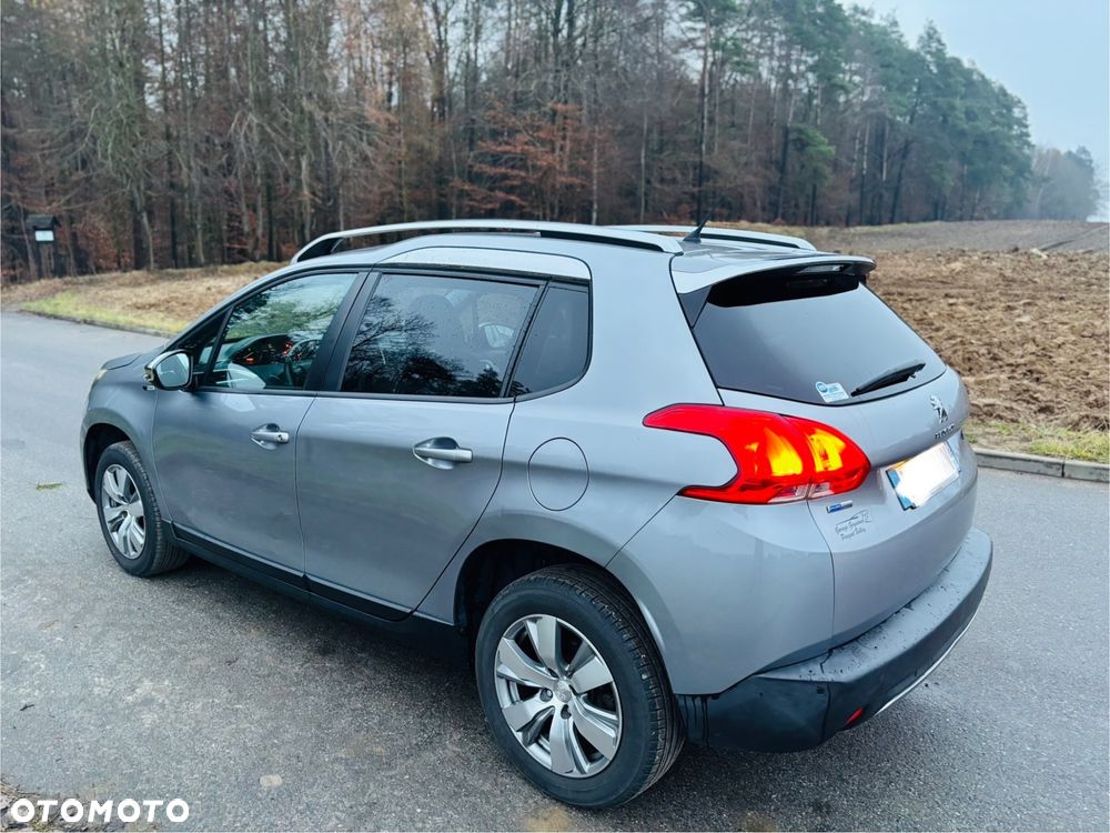 Peugeot 2008 PureTech 82 Style - 7