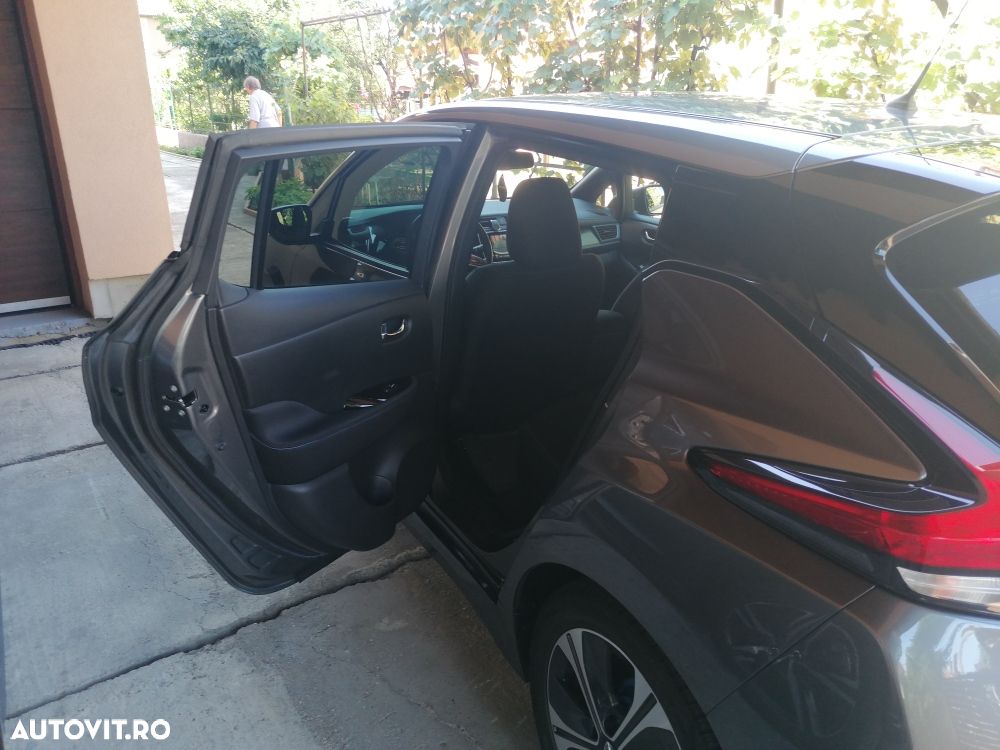 Nissan LEAF 40 kWh Tekna - 15