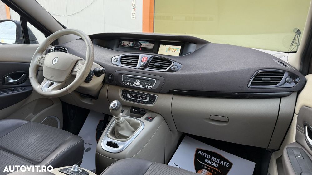 Renault Scenic - 13