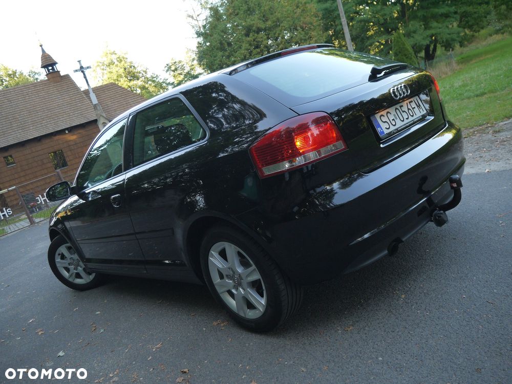 Audi A3 Sportback 1.6 Attraction - 3