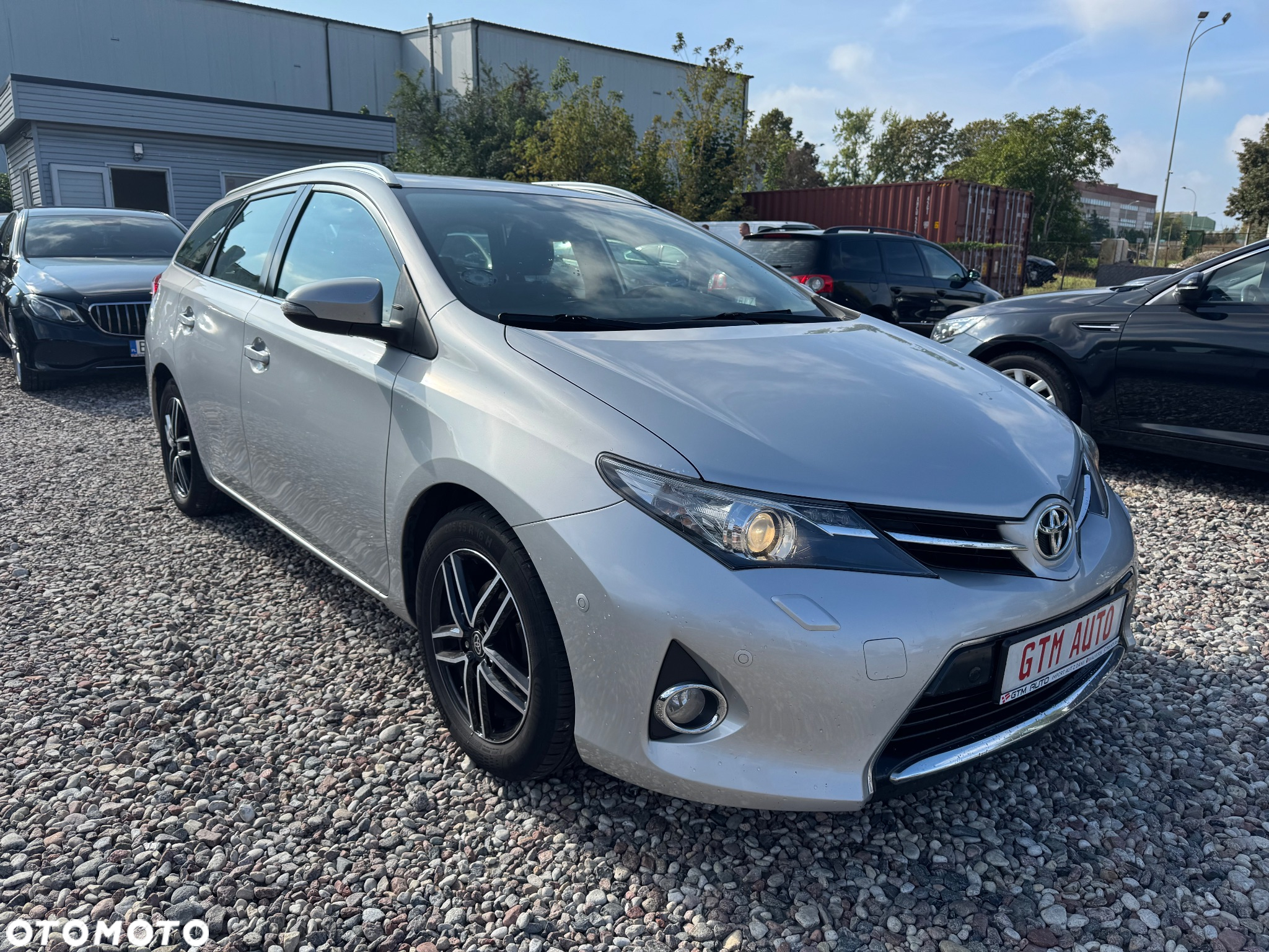 Toyota Auris 1.6 Premium - 17