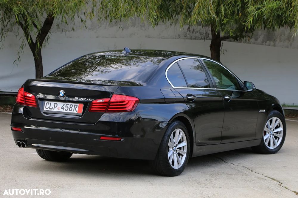 BMW Seria 5 530d xDrive - 6