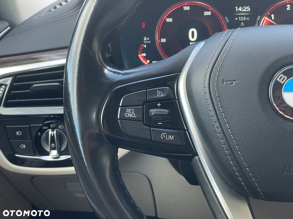 BMW 6GT 2019