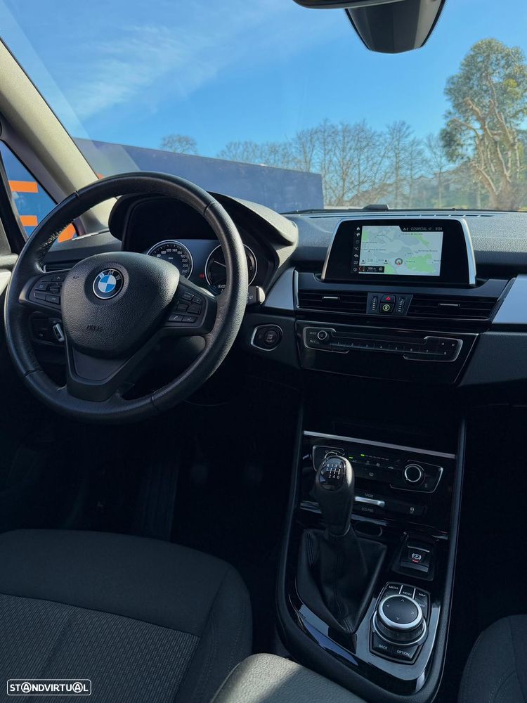 BMW 216 Gran Tourer d Luxury Line - 4