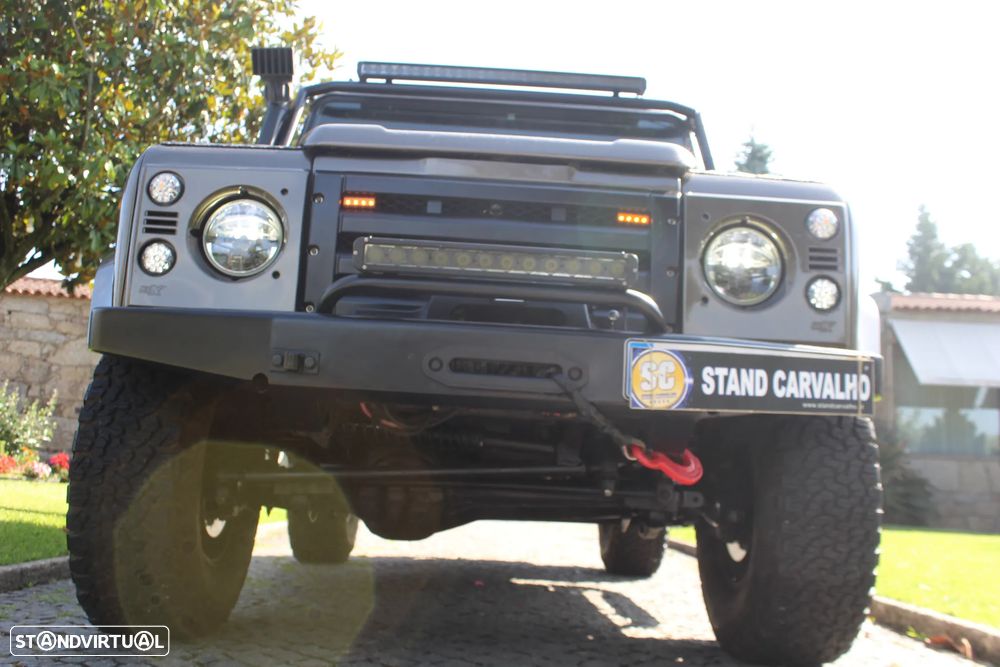 Land Rover Defender 90 2.5 TD5 Metal Top - 10