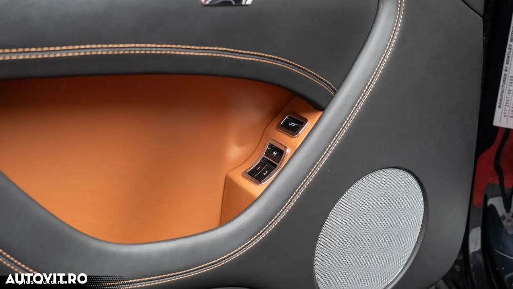 Bentley Bentayga - 14