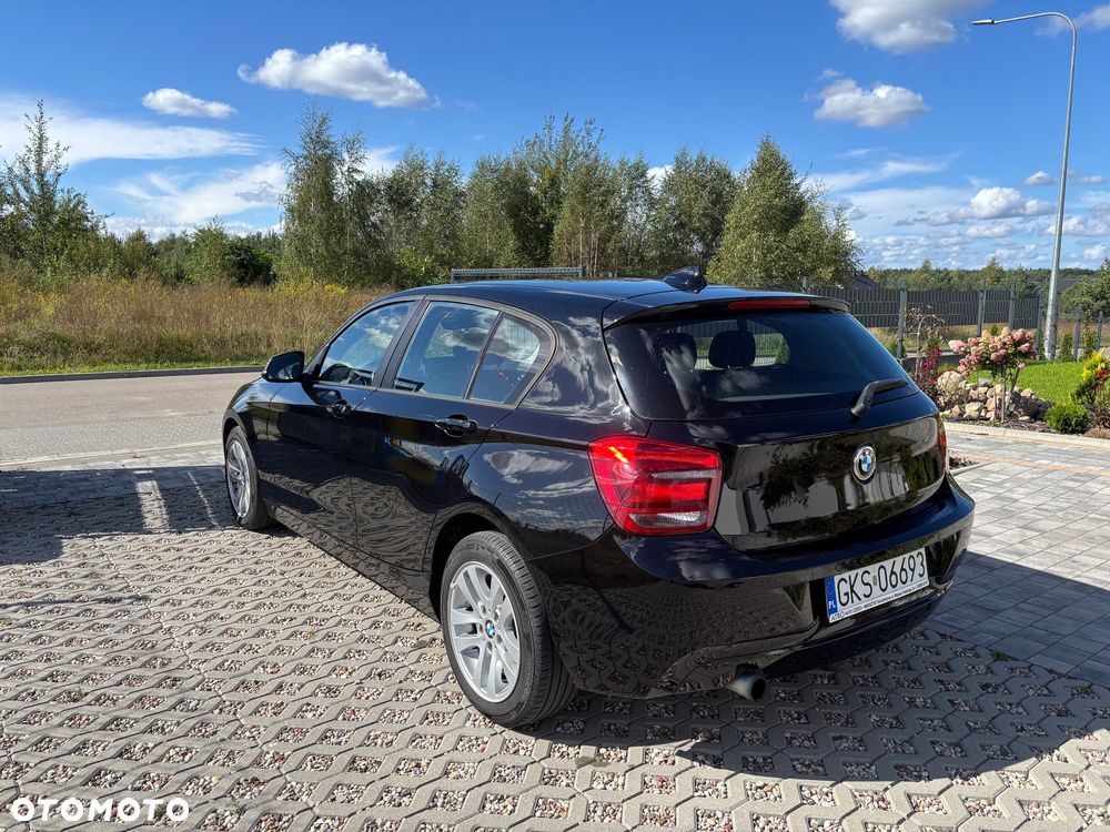 BMW Seria 1 116i - 8