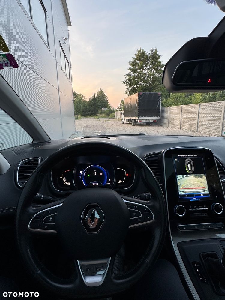 Renault Grand Scenic - 29