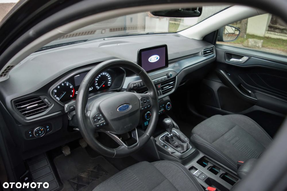 Ford Focus 1.0 EcoBoost Hybrid ACTIVE X - 15