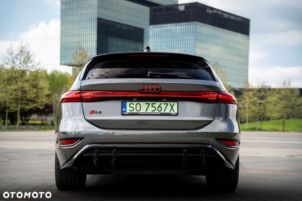 Audi A6 Sportback e-tron - 11
