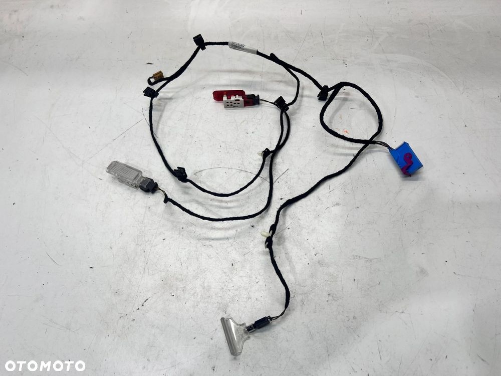 WIĄZKA BOCZKA DRZWI PRAWY PRZÓD AUDI Q7 4L0971036A - 1