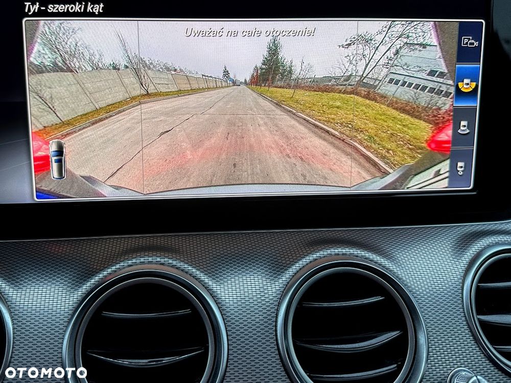 Mercedes-Benz Klasa E 200 9G-TRONIC Avantgarde - 29