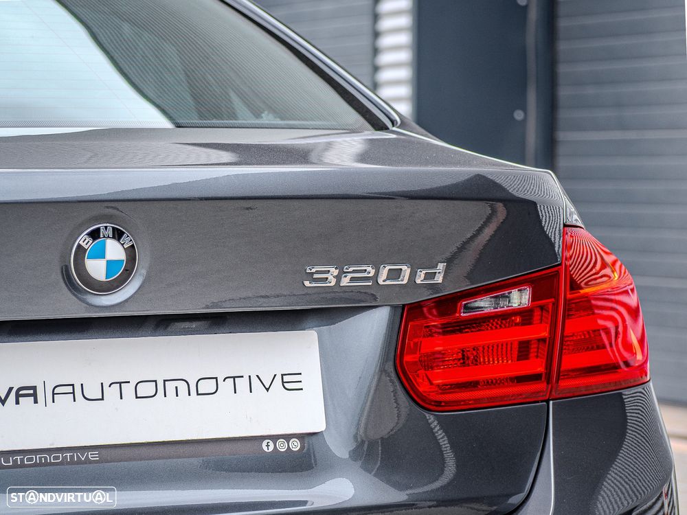 BMW 320 d Auto Line Modern - 10