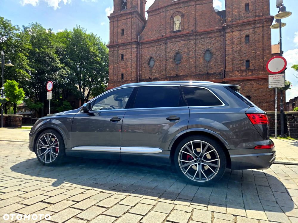 Audi SQ7 - 11
