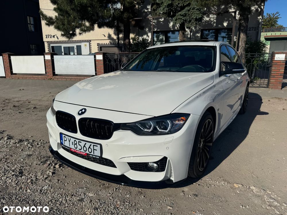 BMW Seria 3 328i Luxury Line - 1