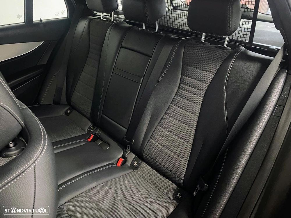 Mercedes-Benz E 300 de Exclusive Line 4Matic - 11