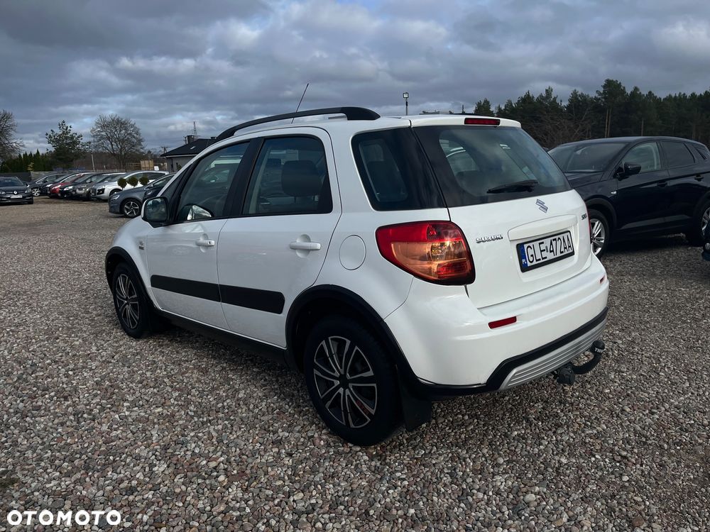 Suzuki SX4 - 3